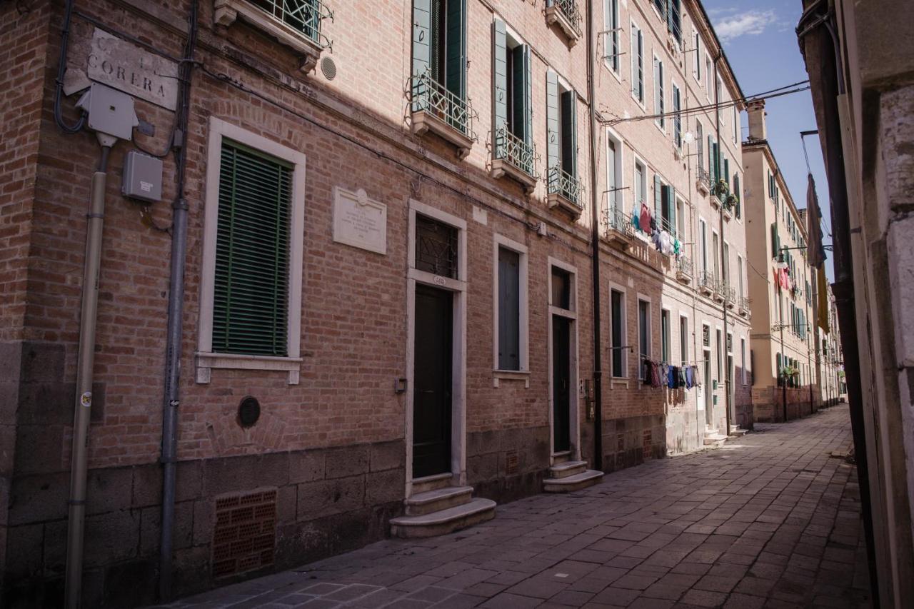 Venezia Biennale Bianco & Rosso Veneza Exterior foto