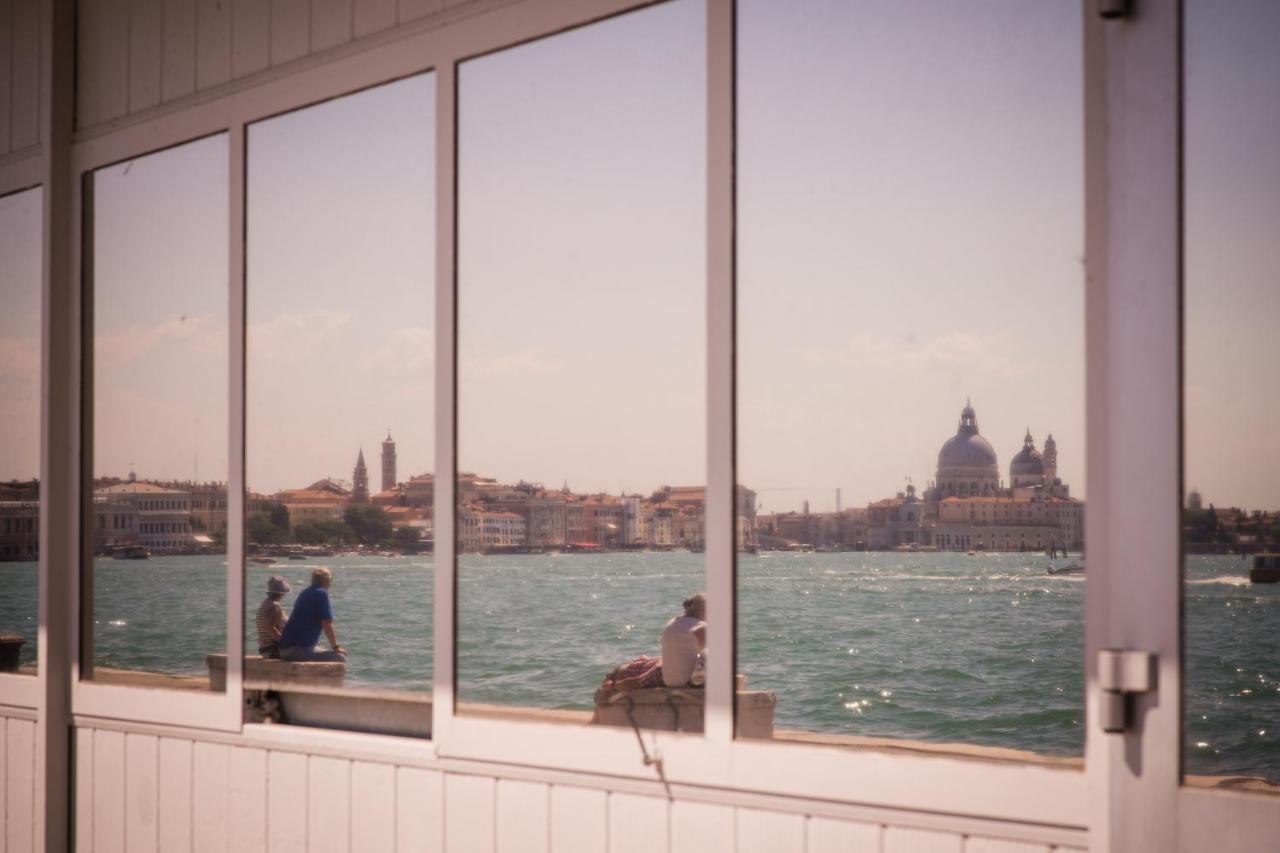 Venezia Biennale Bianco & Rosso Veneza Exterior foto